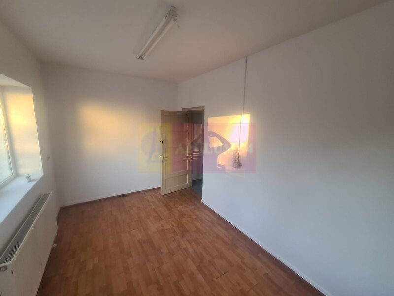 Casa de vanzare in Campina (spatiu comercial) - Zona Lidl